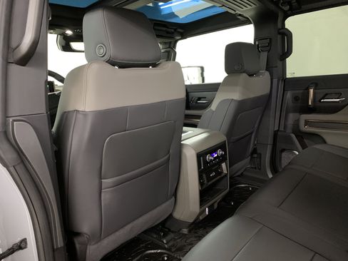 New 2025 GMC Hummer EV 3X image 47