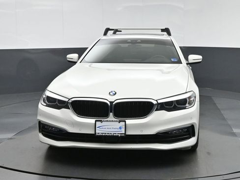 Used 2018 BMW 540i xDrive AWD/4WD image 2