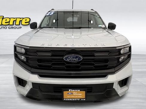 Certified 2025 Ford Expedition Max Active AWD/4WD image 11
