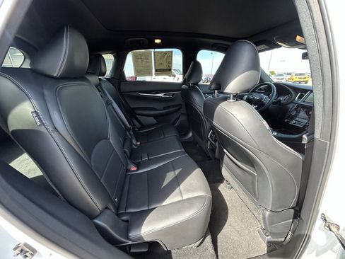 Used 2023 INFINITI QX50 Sport image 21