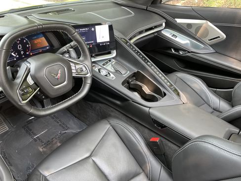 Used 2022 Chevrolet Corvette Stingray Preferred Conv w/ Battery Protection Package RWD image 29