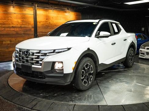 Used 2022 Hyundai Santa Cruz SEL w/ Activity Package image 2