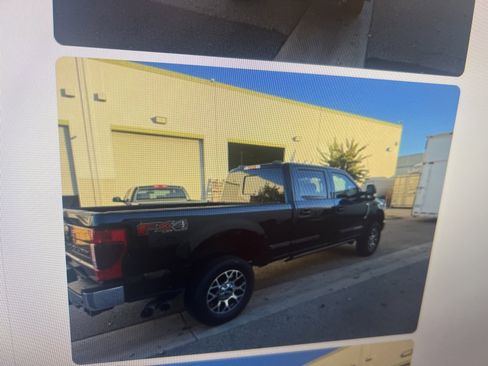 Used 2020 Ford F250 Lariat w/ Lariat Ultimate Package image 3