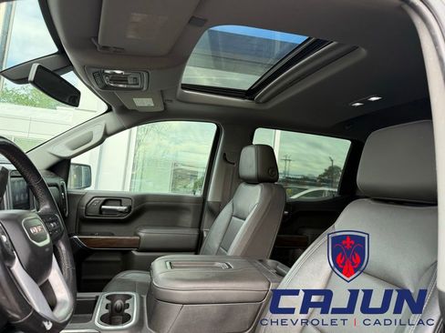 Used 2019 GMC Sierra 1500 SLT RWD image 9