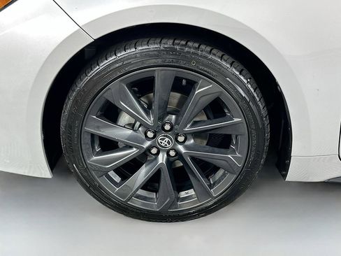 Used 2024 Toyota Corolla SE image 29