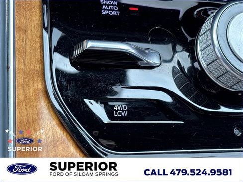 Used 2022 Jeep Grand Wagoneer Series III AWD/4WD image 48