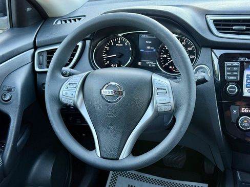 Used 2016 Nissan Rogue SV w/ SV Premium Package AWD/4WD image 22