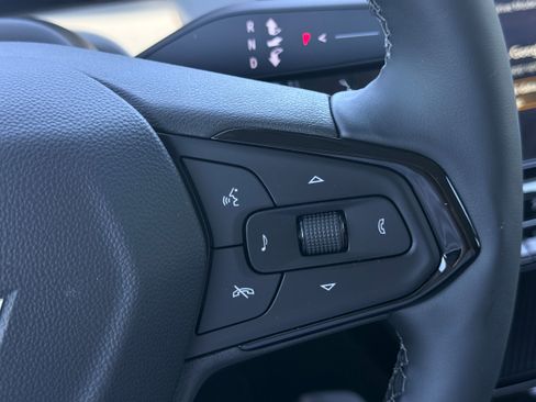 New 2027 Chevrolet Bolt LT w/ Comfort Package FWD image 28