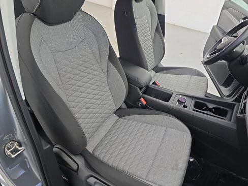 Used 2025 Volkswagen Tiguan S image 10