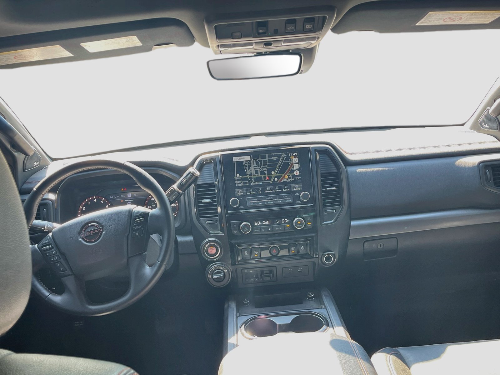 Used 2024 Nissan Titan PRO-4X w/ Pro-4x Convenience Package AWD/4WD image 24