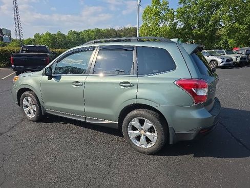 Used 2016 Subaru Forester 2.5i Limited AWD/4WD image 9
