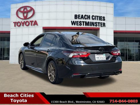 Certified 2024 Toyota Camry SE w/ Convenience Package FWD image 8