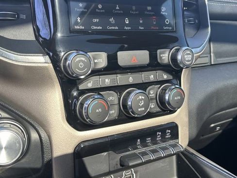 Used 2020 RAM 1500 Laramie image 31