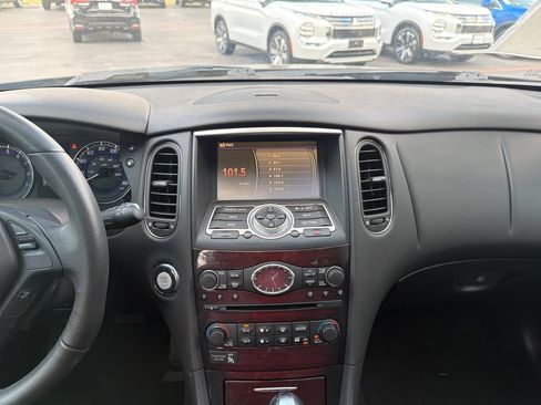 Used 2017 INFINITI QX50 AWD w/ Premium Package image 42