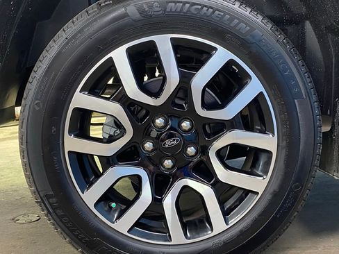 Used 2023 Ford Maverick Lariat image 50