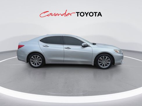 Used 2018 Acura TLX w/ Technology Package image 9