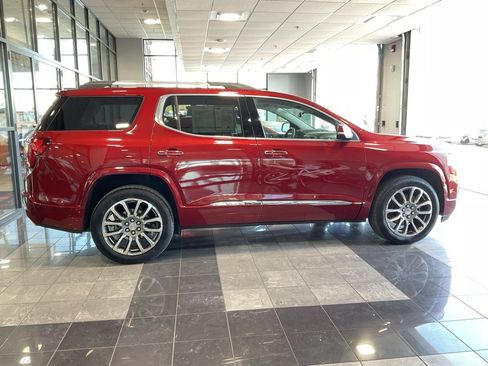 Used 2021 GMC Acadia Denali w/ Denali Ultimate Package image 6
