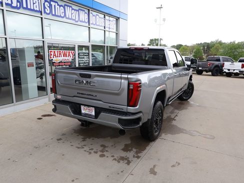 New 2026 GMC Sierra 3500 Denali Ultimate w/ LPO, Black Badging Package AWD/4WD image 53
