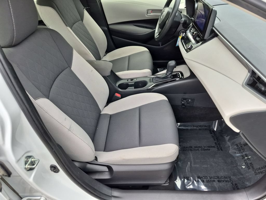 Used 2023 Toyota Corolla LE FWD image 34
