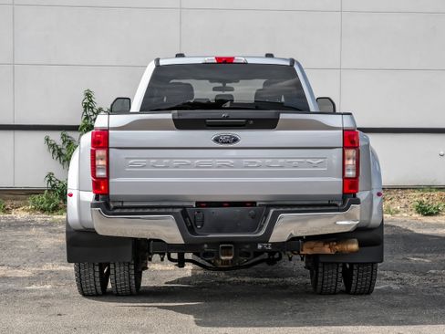 Used 2022 Ford F450 XLT w/ Camper Package AWD/4WD image 7