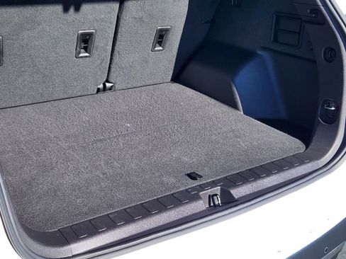 Used 2024 Chevrolet Equinox LT image 20