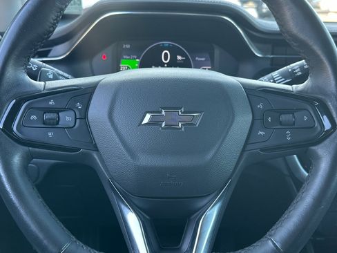 Used 2023 Chevrolet Bolt EUV LT w/ Convenience Package image 34