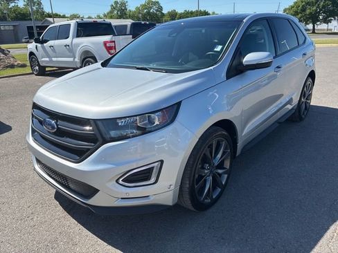 Used 2018 Ford Edge Sport w/ Equipment Group 401A AWD/4WD image 10