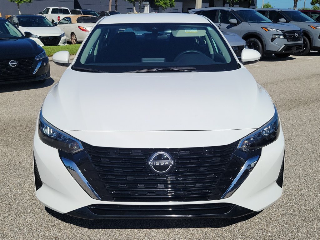 Certified 2025 Nissan Sentra S FWD image 6