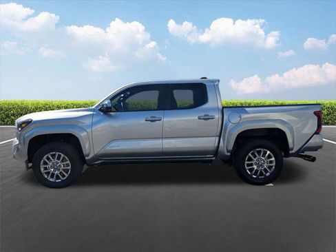 Certified 2024 Toyota Tacoma Limited w/ Limited Package (LT) AWD/4WD image 10