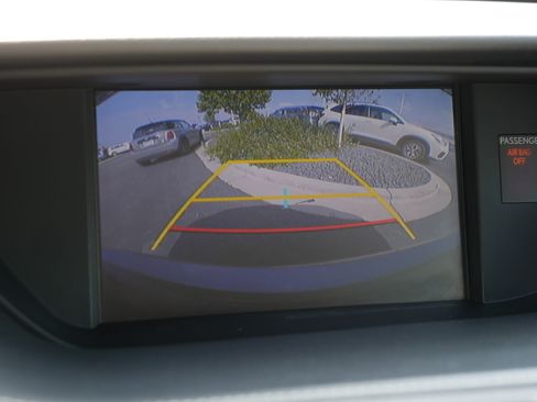 Used 2016 Lexus ES 350 w/ Luxury Package w/Wood Trim FWD image 27