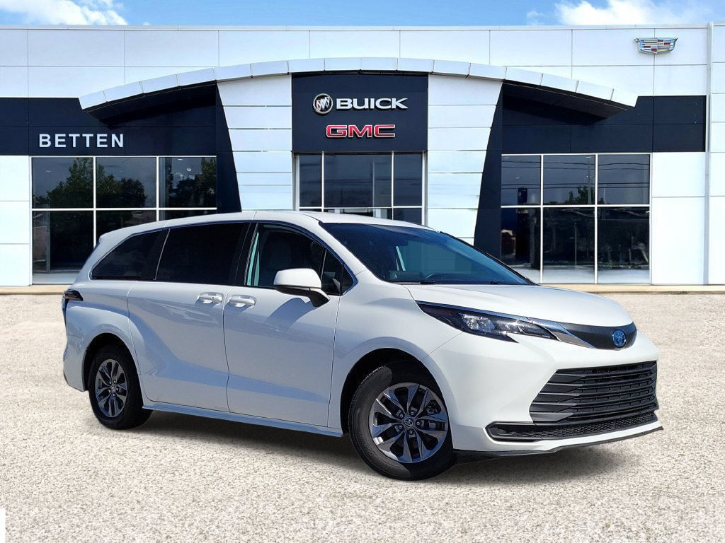 Used 2024 Toyota Sienna LE AWD/4WD 360° Tour