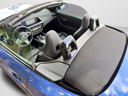 Used 2026 BMW Z4 sDrive30i RWD image 26