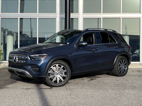New 2026 Mercedes-Benz GLE 450e 4MATIC image 2