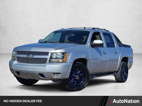 Used 2011 Chevrolet Avalanche LT w/ Suspension Package, Off-Road RWD image 1