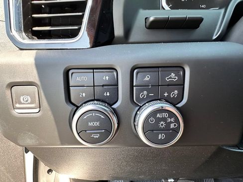 Certified 2024 GMC Sierra 1500 Denali w/ Denali Reserve Package AWD/4WD image 37