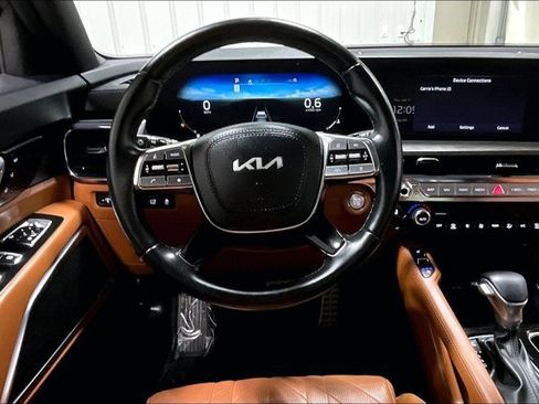 Used 2023 Kia Telluride SX X-Line AWD/4WD image 5