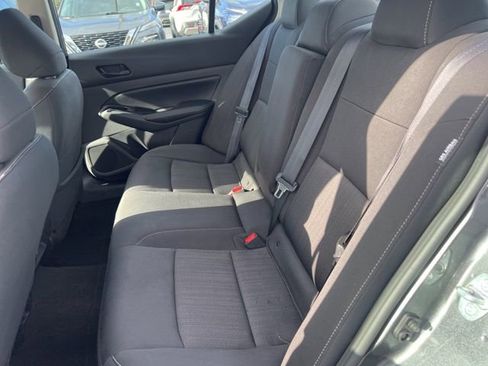 Used 2023 Nissan Altima 2.5 SV image 10