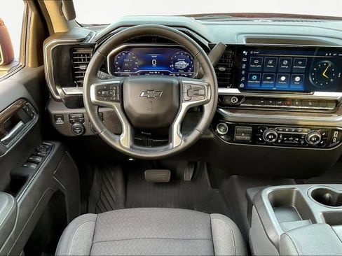 Used 2023 Chevrolet Silverado 1500 RST image 8