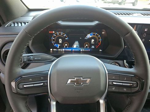 New 2025 Chevrolet Colorado Trail Boss w/ Off-Road Front Bumper Package image 9