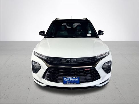 Used 2021 Chevrolet TrailBlazer RS w/ Sun and Liftgate Package AWD/4WD image 3