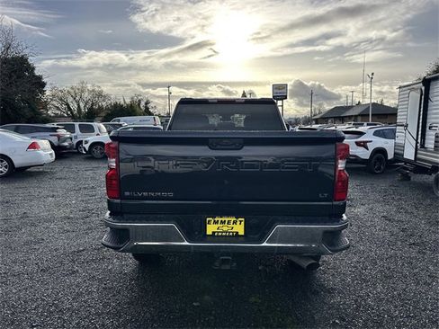 Used 2024 Chevrolet Silverado 2500 LT image 4