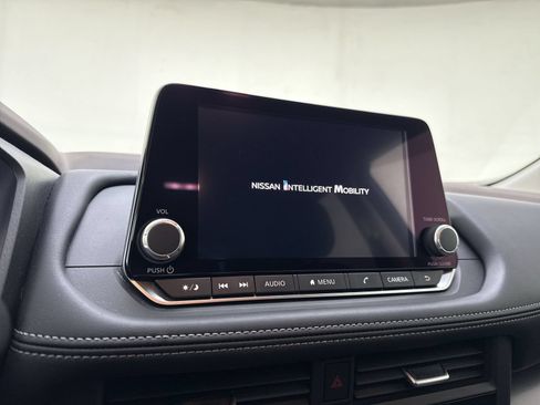 Certified 2023 Nissan Rogue SV AWD/4WD image 6