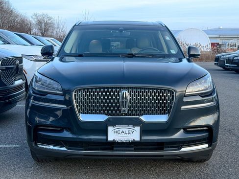 Used 2023 Lincoln Aviator Reserve w/ Equipment Group 201A image 2