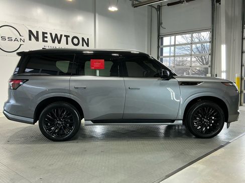 Used 2025 INFINITI QX80 Autograph image 42