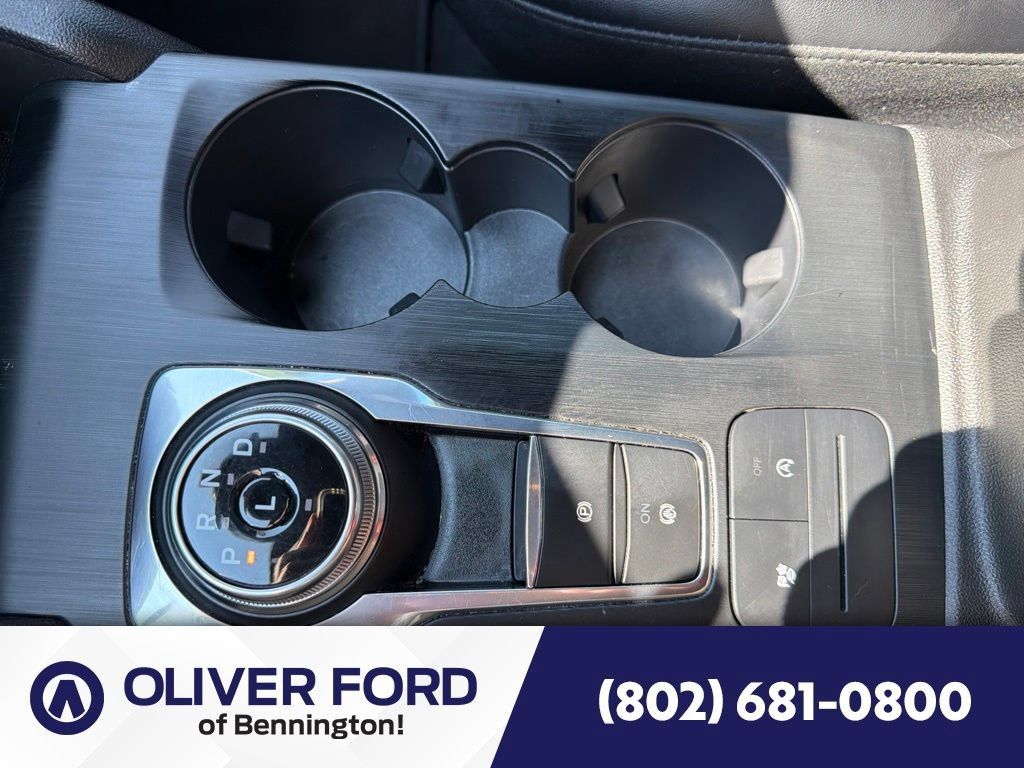 Used 2025 Ford Escape ST-Line AWD/4WD image 30