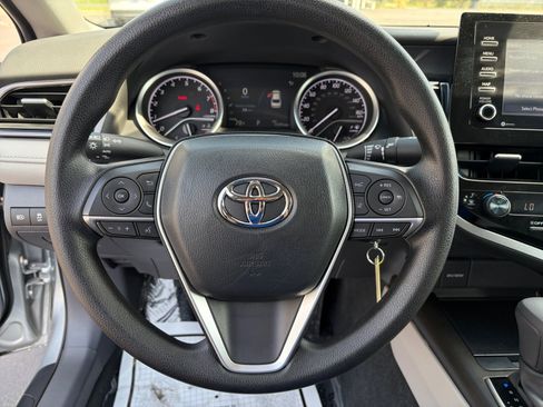 Used 2023 Toyota Camry LE AWD/4WD image 12