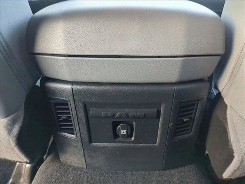 Used 2017 RAM 1500 Big Horn image 17