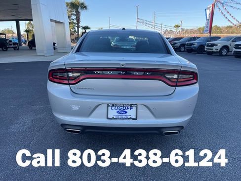 Used 2022 Dodge Charger SXT image 32