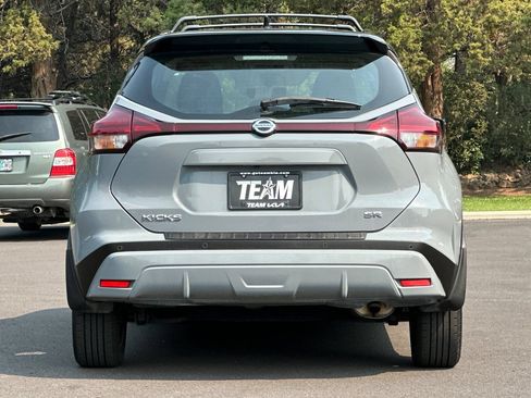 Used 2021 Nissan Kicks SR FWD image 5