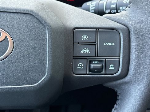 New 2026 Toyota RAV4 SE FWD image 28